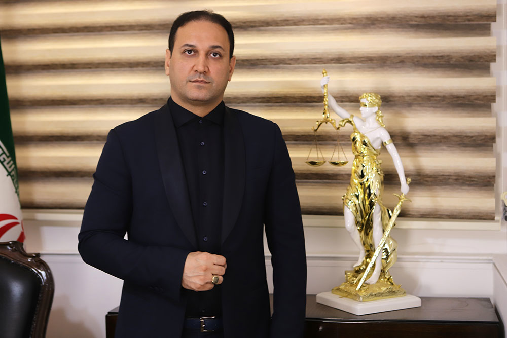 دکتر افشین قاسمی