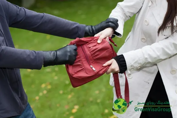 آیا سرقت جزو جرایم قابل گذشت است